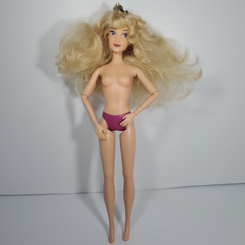 Disney Store Aurora Sleeping Beauty Doll - Nude - Articulated